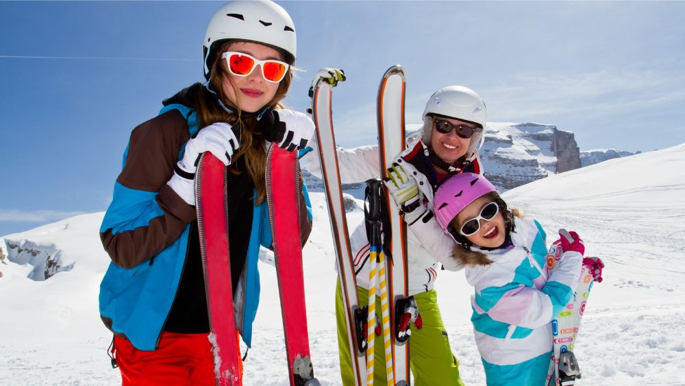 Women's Snow Gear & Clothing – Ski Tech